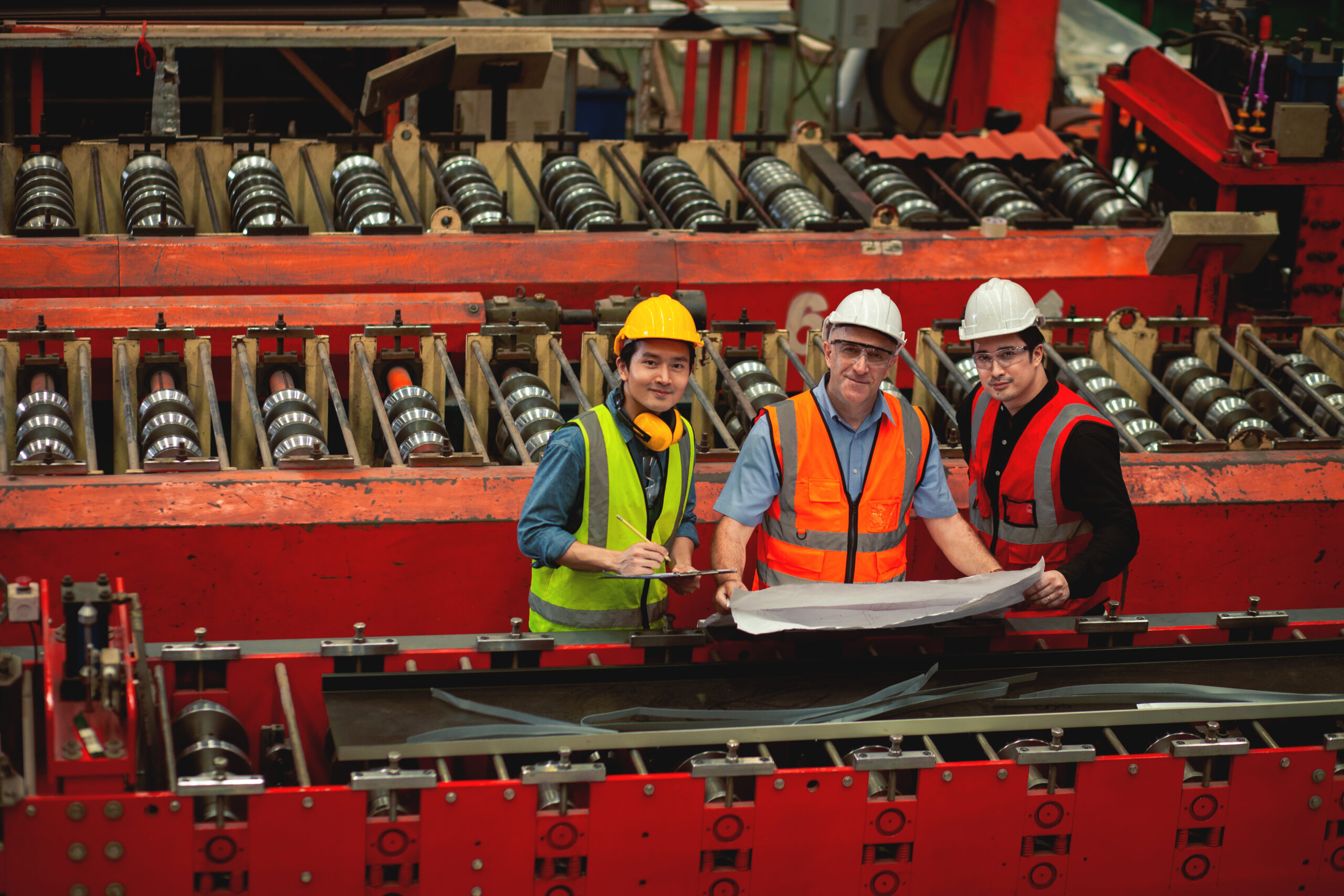 http://pttigettradingindonesia.com/wp-content/uploads/2025/07/top-view-of-a-team-of-skilled-engineers-working-in-2025-01-28-06-54-25-utc-scaled.jpg